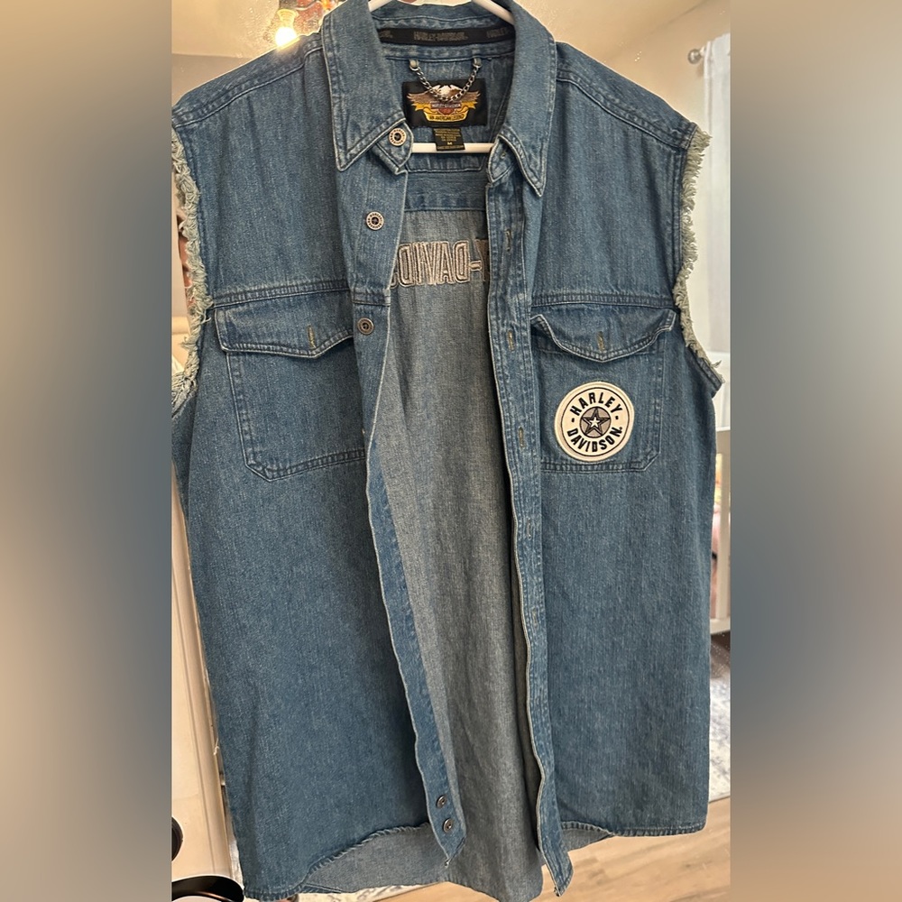 Men’s Harley Davidson button down shirt
